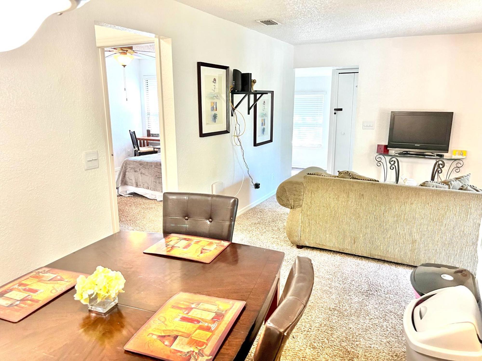 Daytona 2 Bed Apartment 10 Minutes To Beach With Balcony Port Orange Luaran gambar