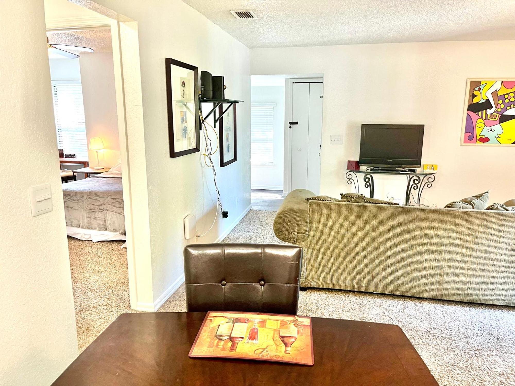 Daytona 2 Bed Apartment 10 Minutes To Beach With Balcony Port Orange Luaran gambar