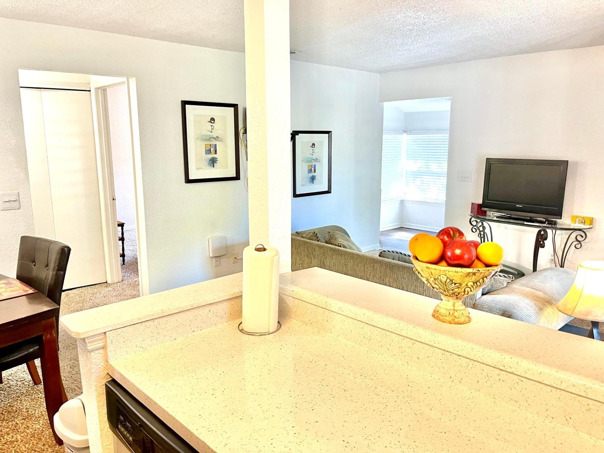 Daytona 2 Bed Apartment 10 Minutes To Beach With Balcony Port Orange Luaran gambar